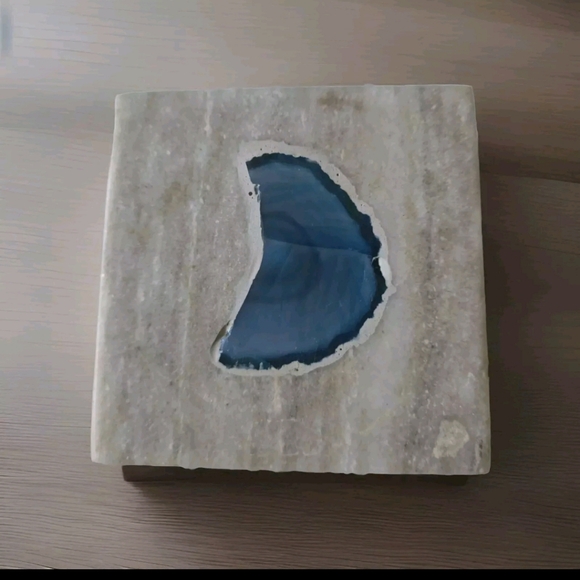 Marble Coasters with Blue Center - set of 4 - Picture 3 of 6